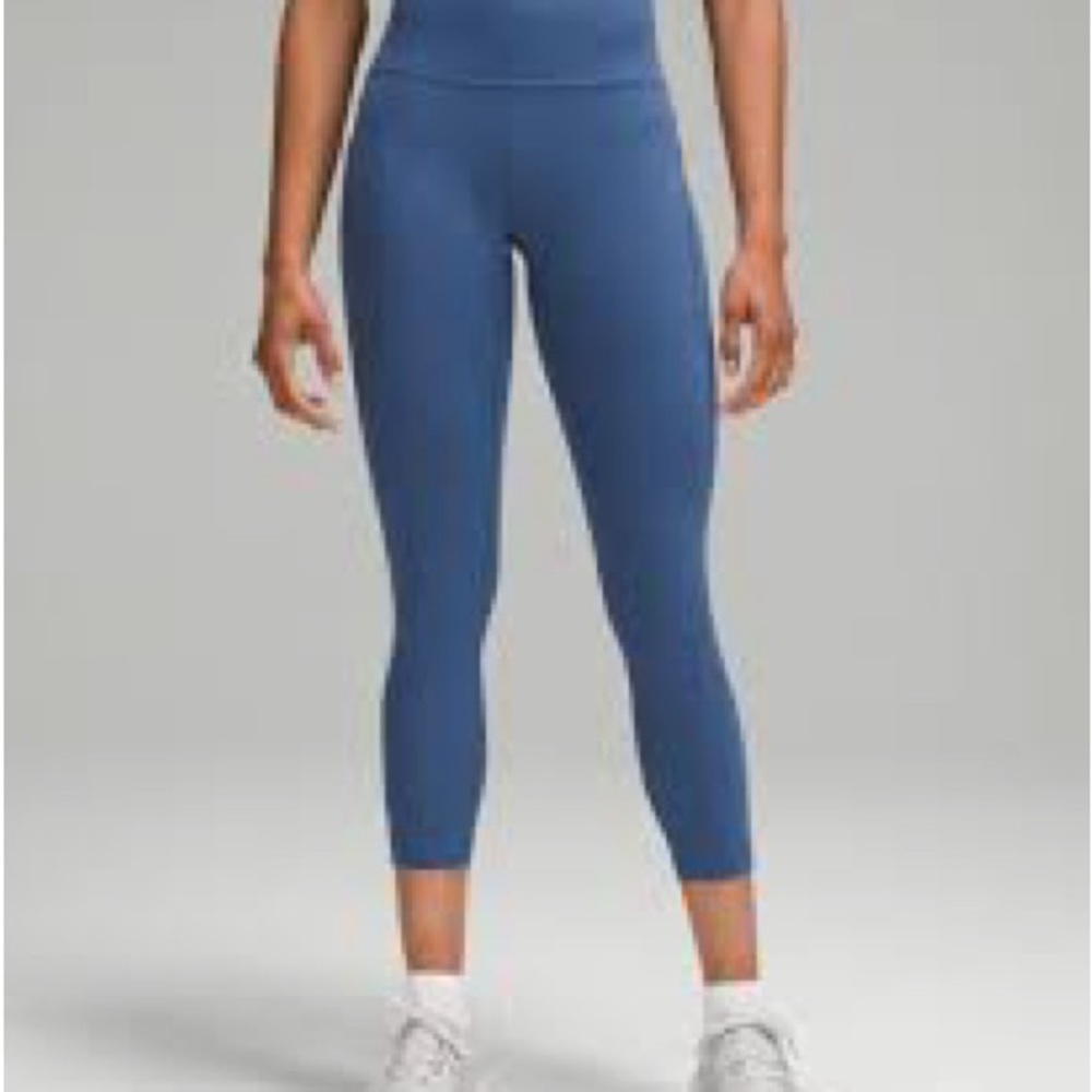 Lululemon Wunder Train High-Rise Crop with Pockets 23” - Picture 6 of 6